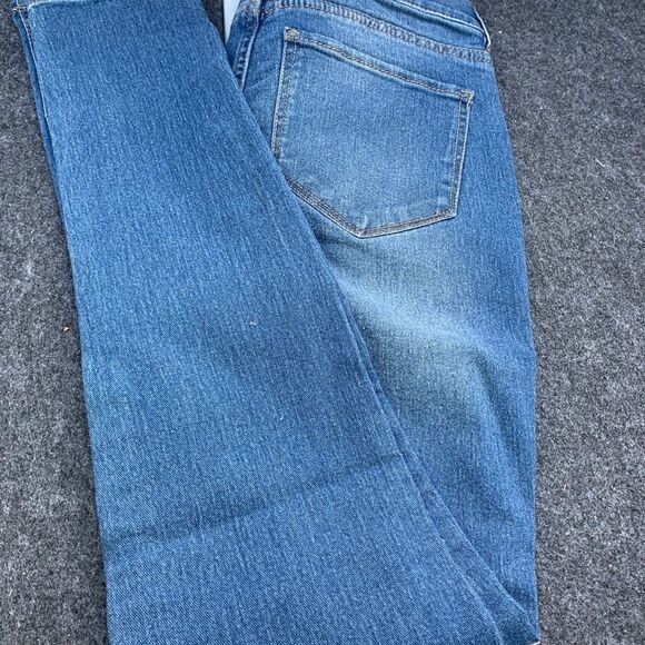 NWT New York & Company Jeans - Picture 4 of 4